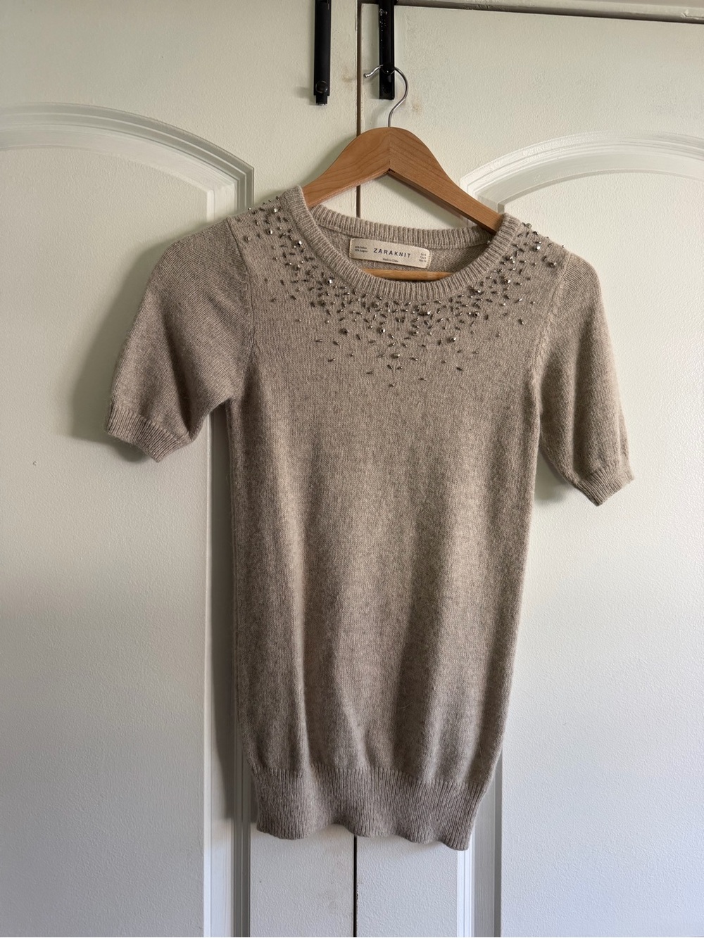 ZaraKnit Short-Sleeve Crewneck Sweater in Taupe with Embellished Neckline Warm
